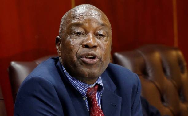 Mutsvangwa Slams Dynasties, ‘Unwittingly’ Forgets Mnangagwa’s Wearing the Crown