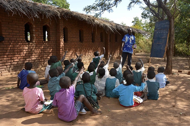 Zimbabwe’s Kids Schooled in Fowl Runs and Tobacco Barn