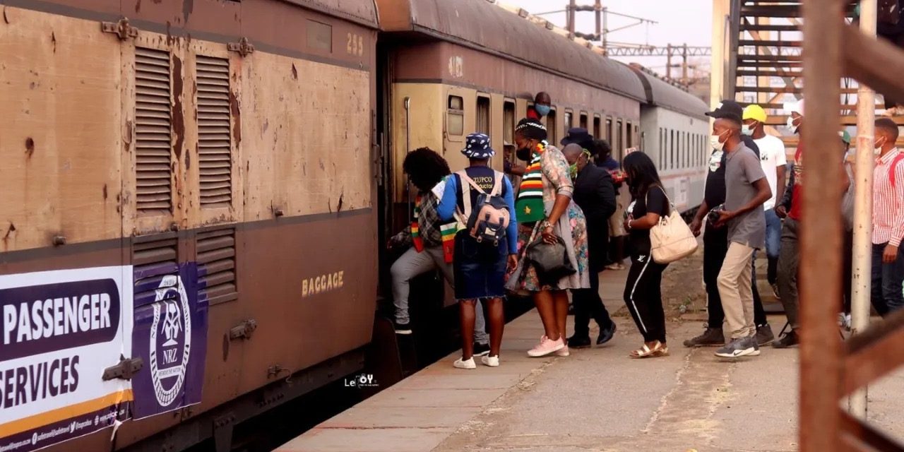 Public Outcry as Zimbabwe’s “Luxury Train” Turns Out to Be a Chicken Carriage